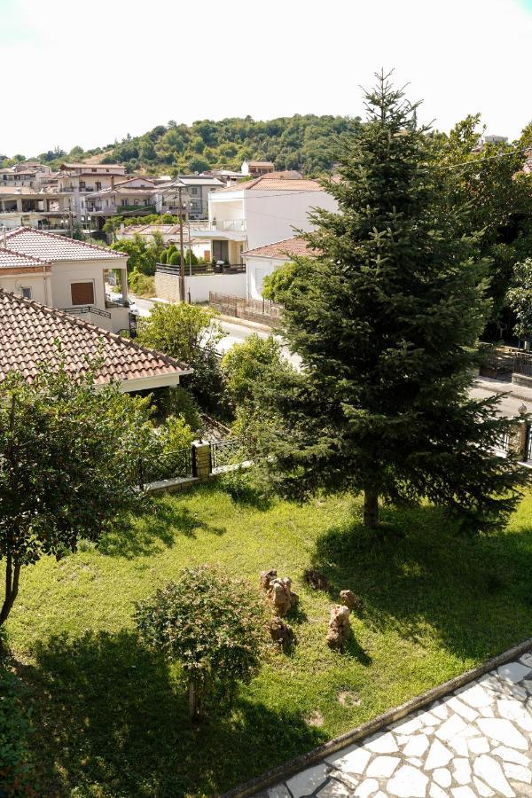 Grand View Suites Meteora Калампака Екстериор снимка