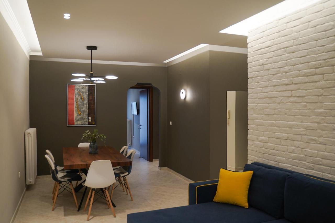 Grand View Suites Meteora Калампака Екстериор снимка