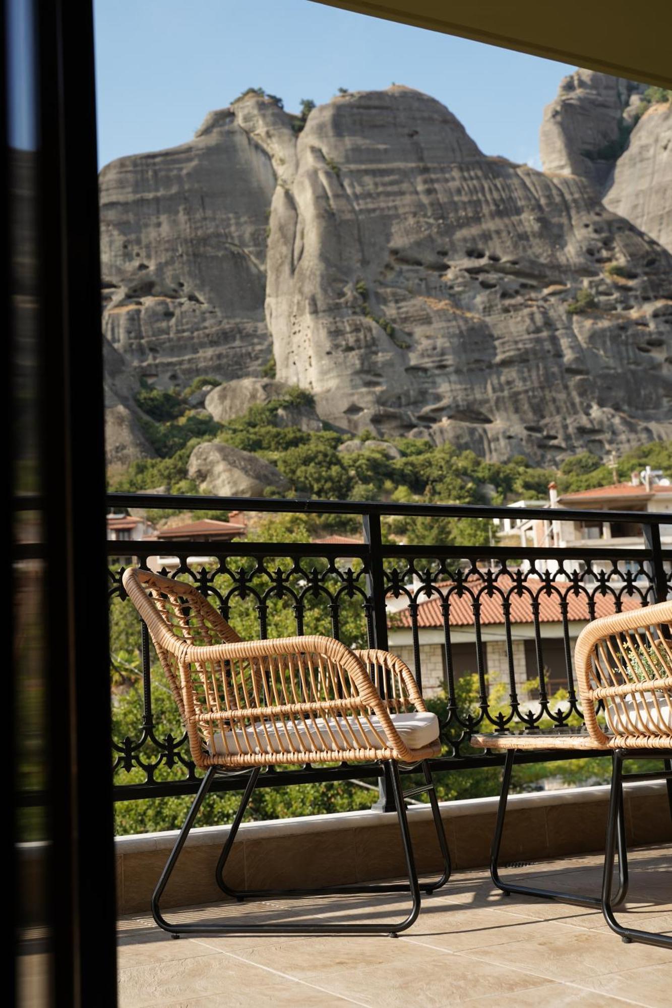 Grand View Suites Meteora Калампака Екстериор снимка